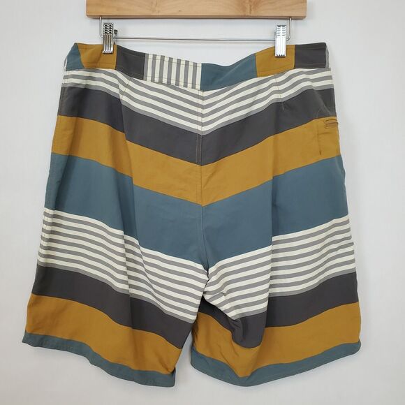 Patagonia Board Shorts Mens 36 Wavefarer 19" Striped Swim Trunks 86622 - Picture 2 of 10